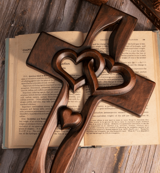 HeartCross™ Abbracciare i Momenti Benedetti