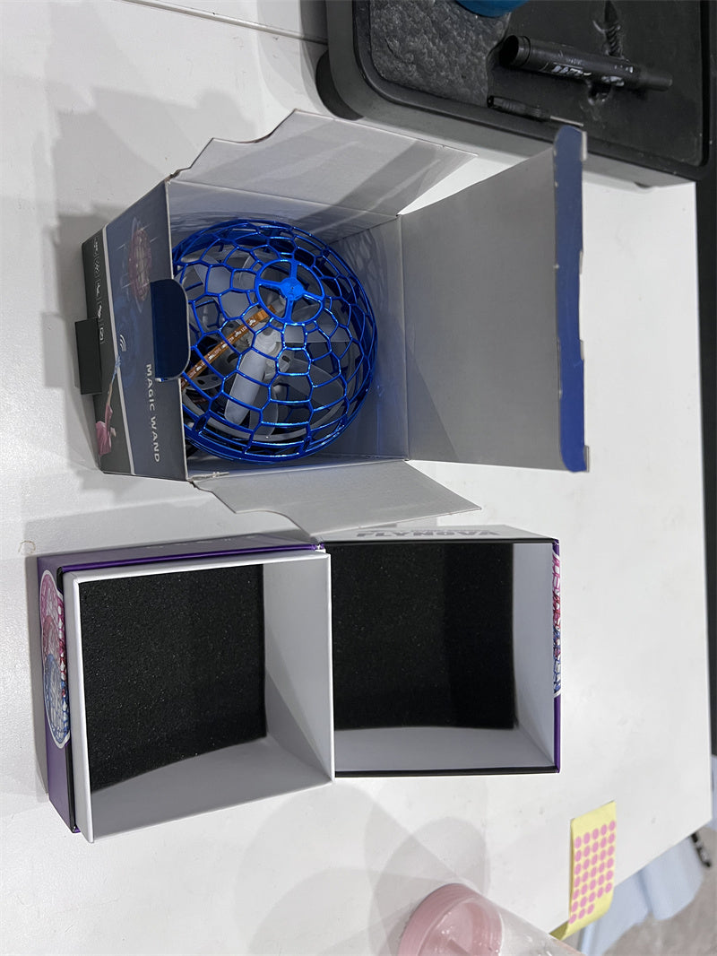 Giocattolo volante Flynova Pro, dron elicottero controllato a mano, mini UFO rotante a 360 gradi con luce, regali per bambini