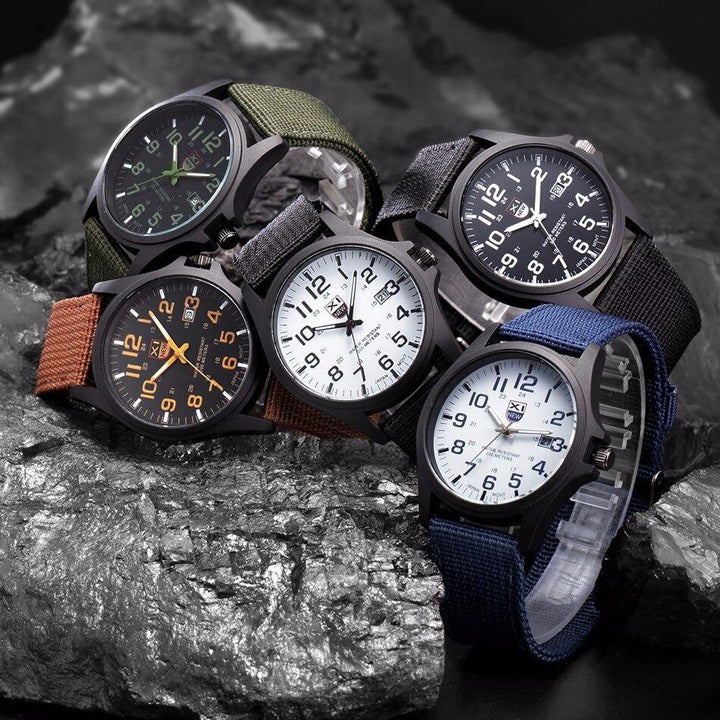 Orologio Tattico da Uomo AdventureTime – Impermeabile e Resistente agli Urti con LED