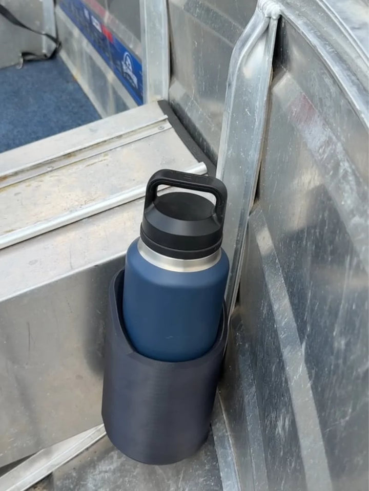 Supporto per bottiglie magnetico | Forte tenuta &amp; riponimento silenzioso | Stampa 3D &amp; resistente ai raggi UV | Per officina, auto &amp; fitness