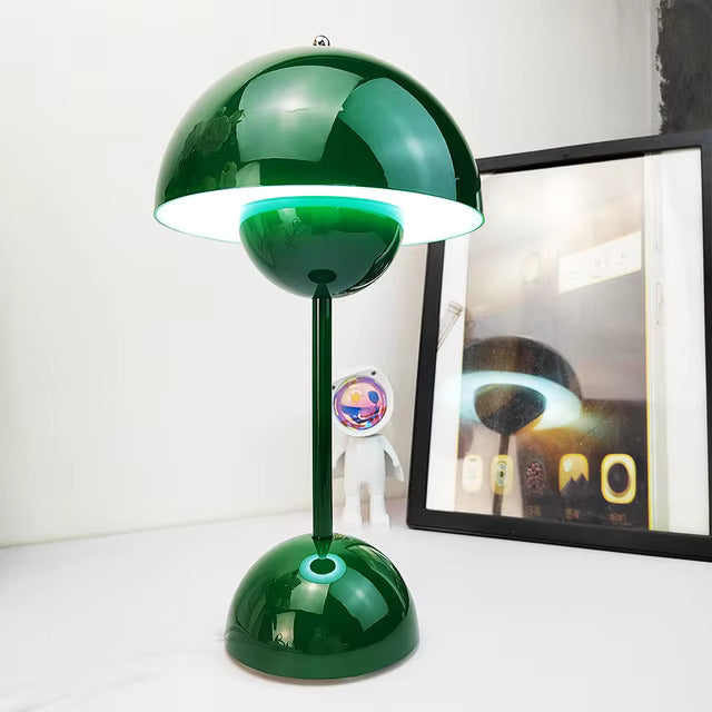 BrightFlow™ Lampada da Tavolo Senza Fili dal Design Retrò | LED Ricaricabile e Dimmerabile a 3 Livelli | Controllo Tattile e Eleganza Portatile