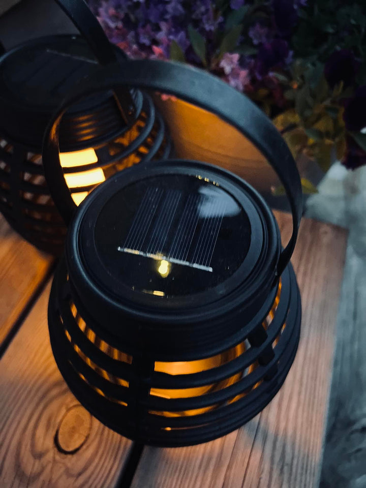 Lucent™ – Elegante Lanterna Solare da Esterno