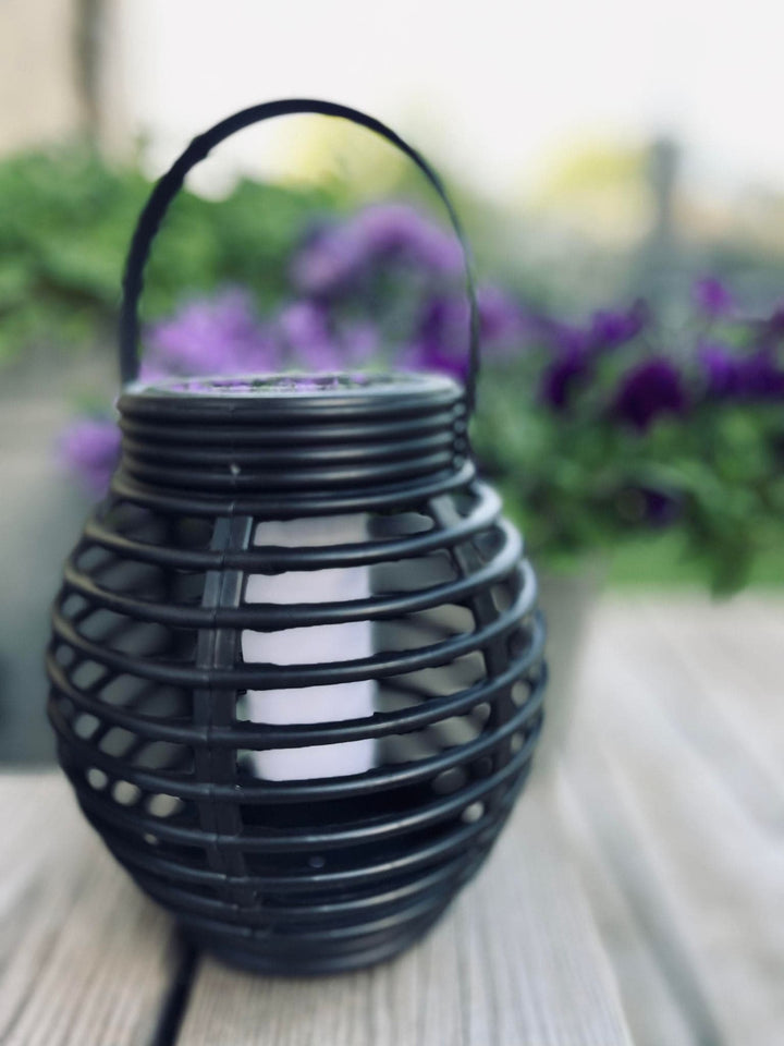 Lucent™ – Elegante Lanterna Solare da Esterno