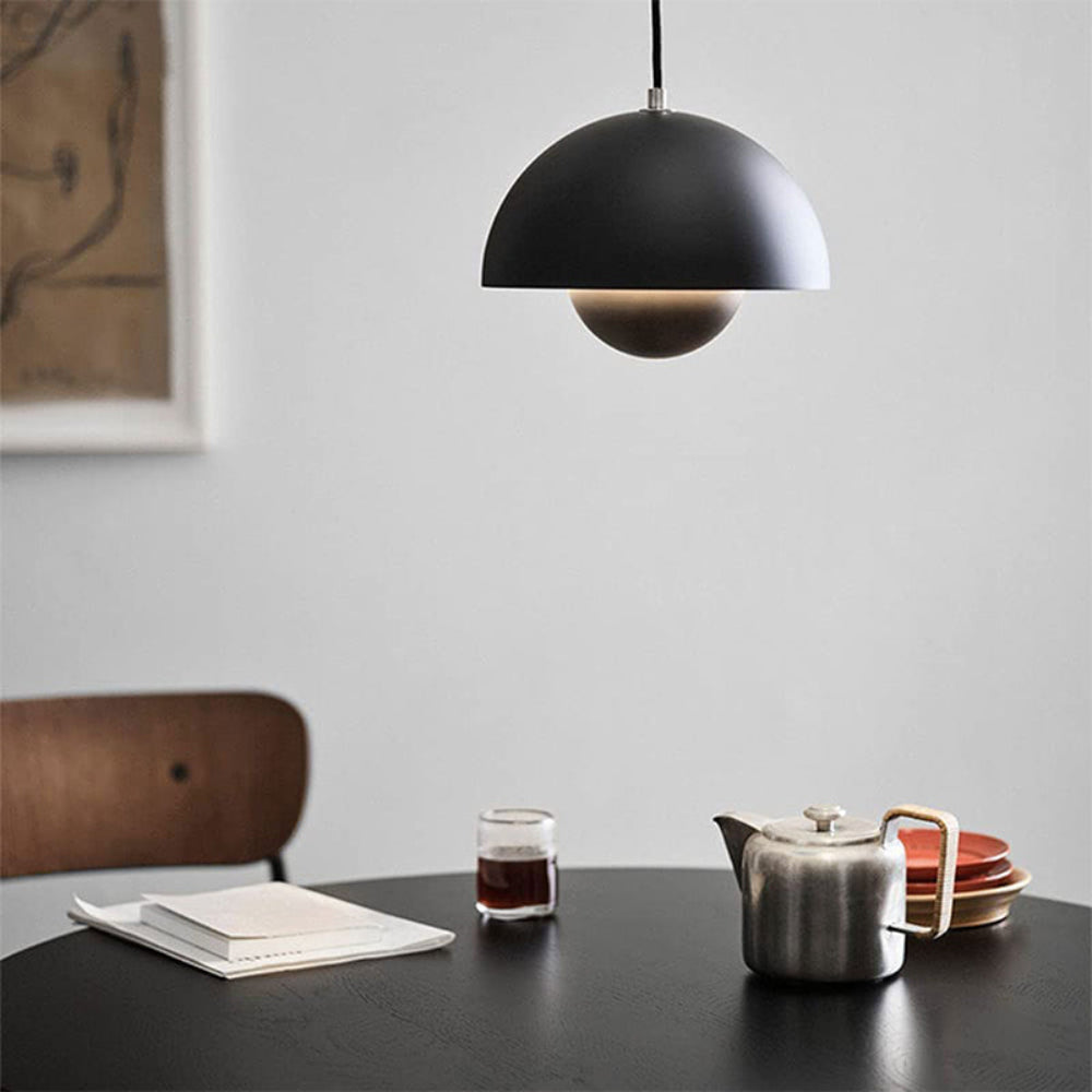 Lumina: Lampada a sospensione scandinava moderna con lampadine LED colorate