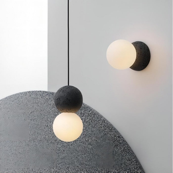 OrigoGlow: Lampada a sospensione con struttura a sfera in cemento e vetro opalino – per ingresso e angolo divano