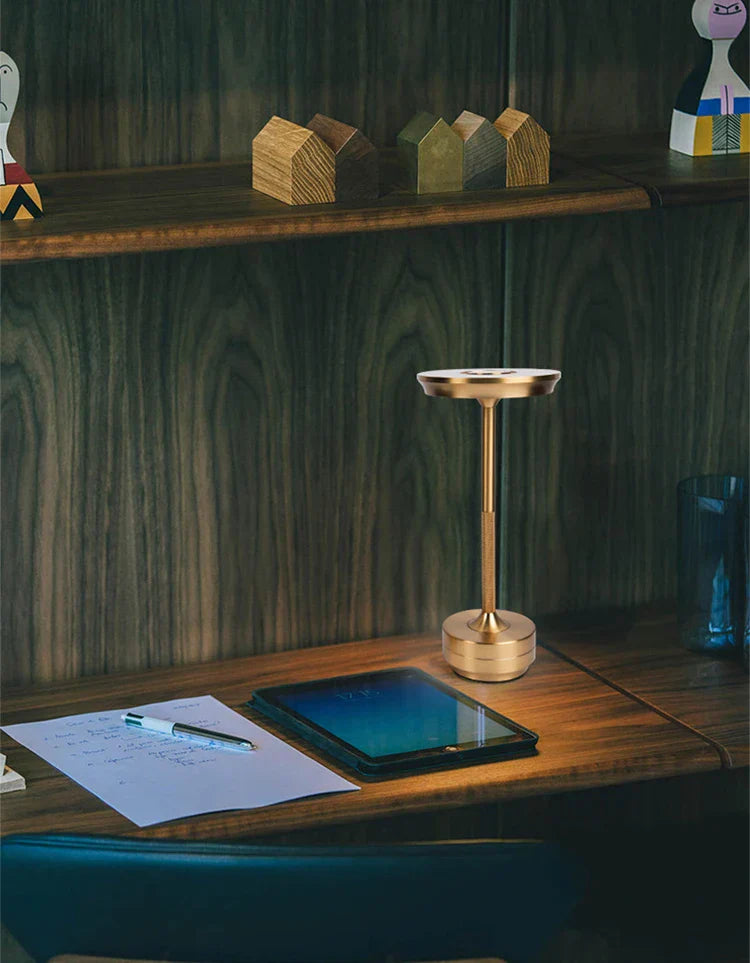 LumiNord™ - Lampada da Tavolo Moderna con Tecnologia Touch