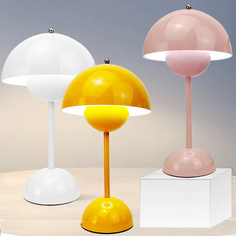 BrightFlow™ Lampada da Tavolo Senza Fili dal Design Retrò | LED Ricaricabile e Dimmerabile a 3 Livelli | Controllo Tattile e Eleganza Portatile