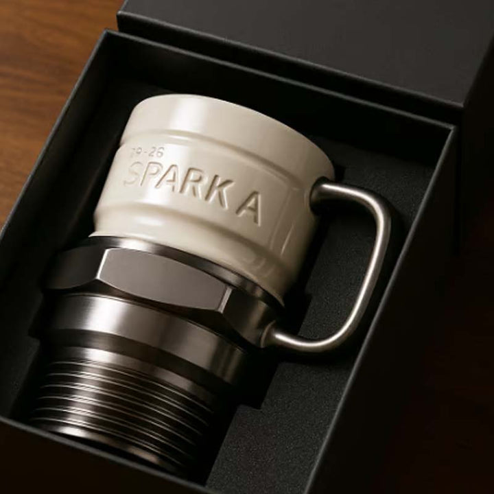 SparkSip™ – Tazza ispirata alle candele di accensione